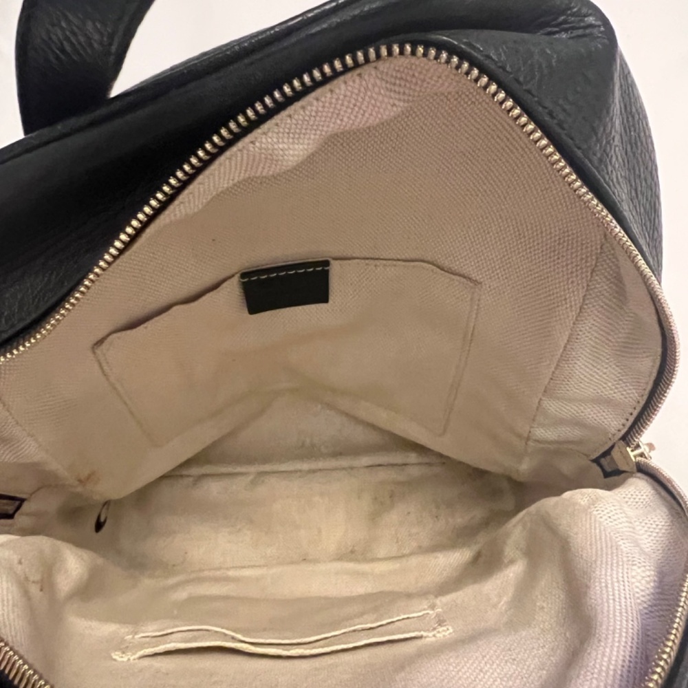 Gucci Pebbled Calfskin Soho Chain Backpack- BLACK - Picture 4 of 6